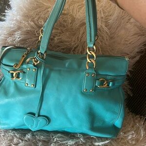 JUICY ALL LEATHER LARGE EVERYDAY OR TRAVEL BAG! ONE OF A KIND!!